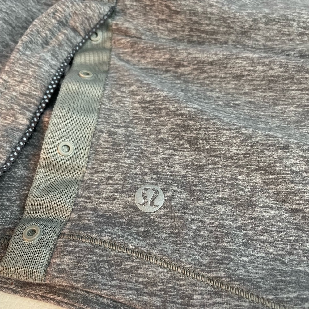 Lululemon hill and valley turtleneck - Picture 13 of 16